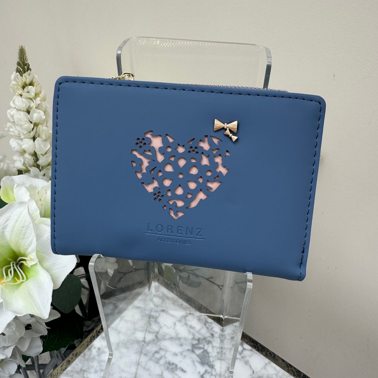 GHS 7234 Laser Cut Heart Front Purse