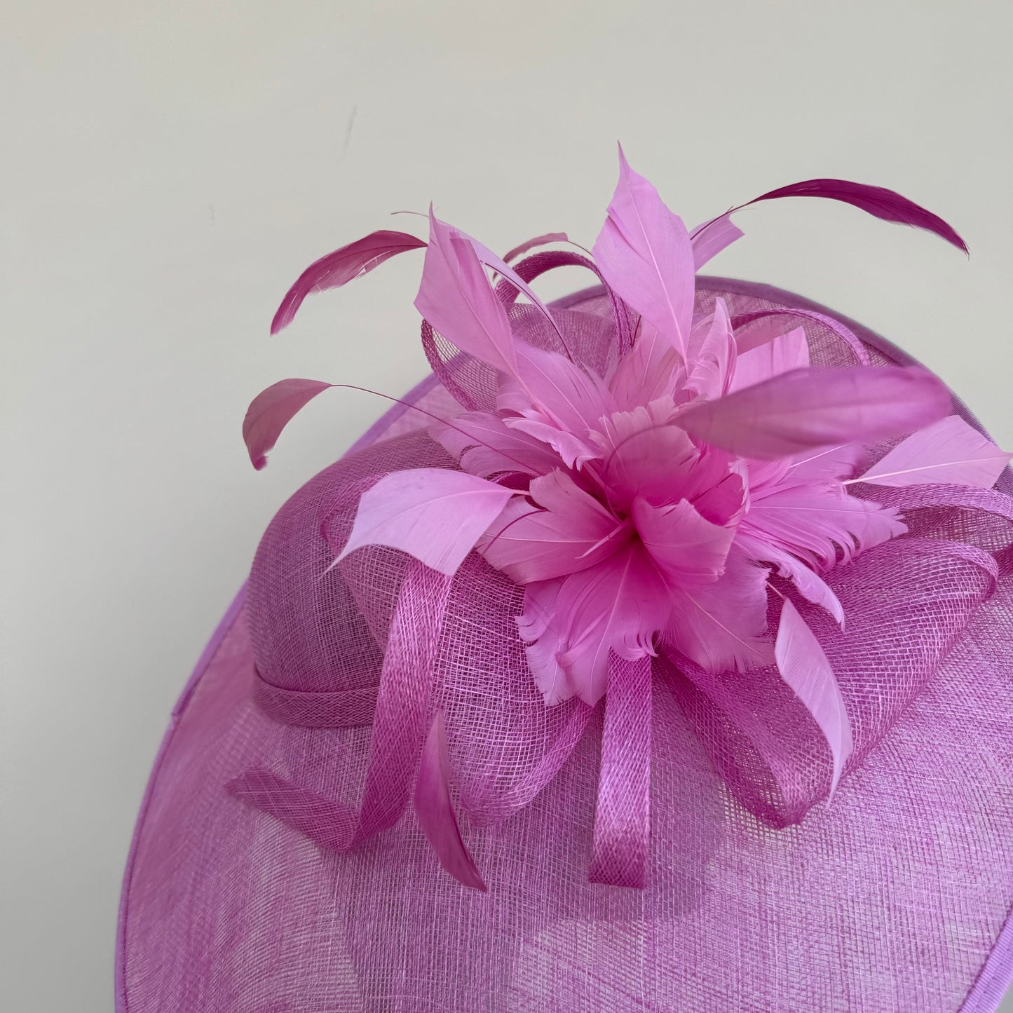 J Bees JB25/85 Blossom Pink Hatinator with Feather Flower Detail