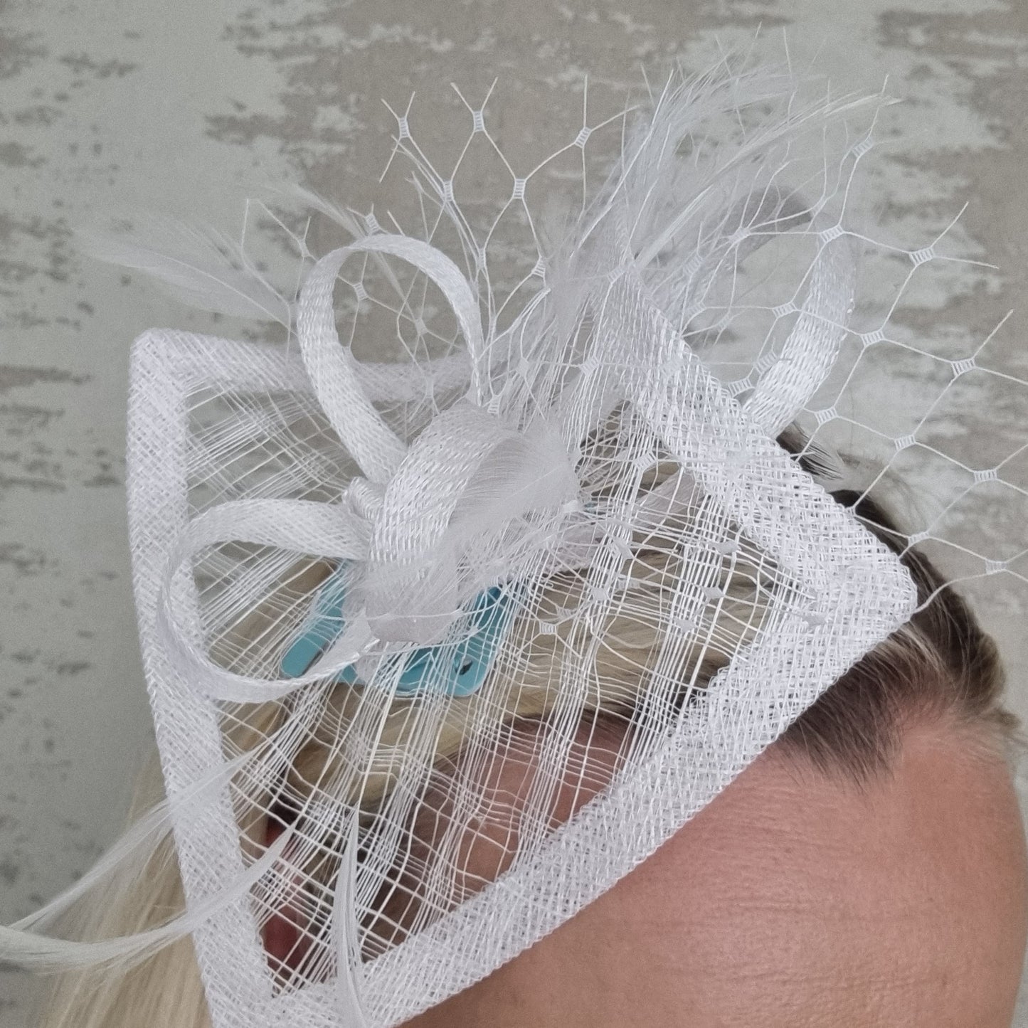 Max and Ellie HF1 Small Fascinator on Headband in White