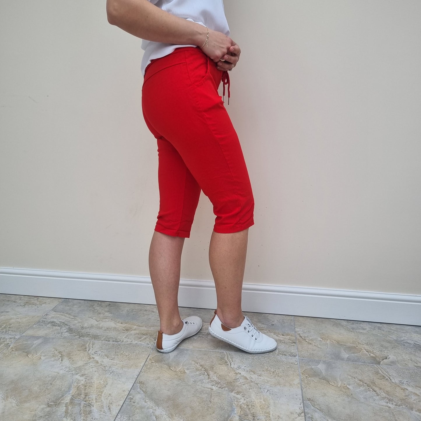 Magic Capri Shorts