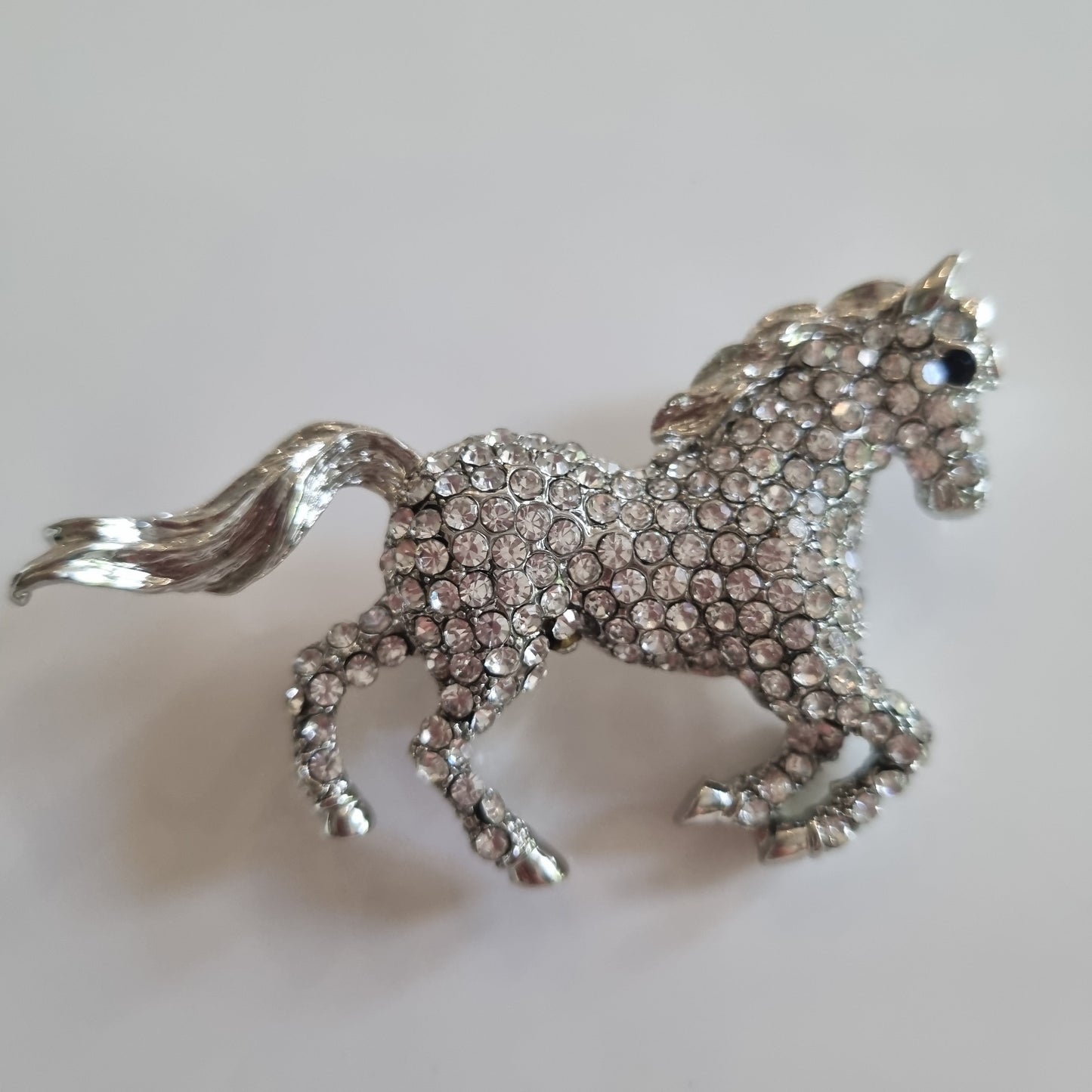 Horse brooch