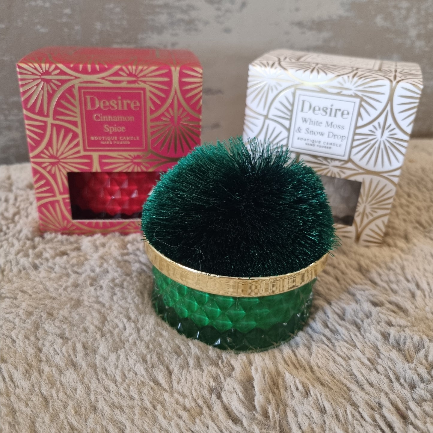 Christmas Pom Pom Candle