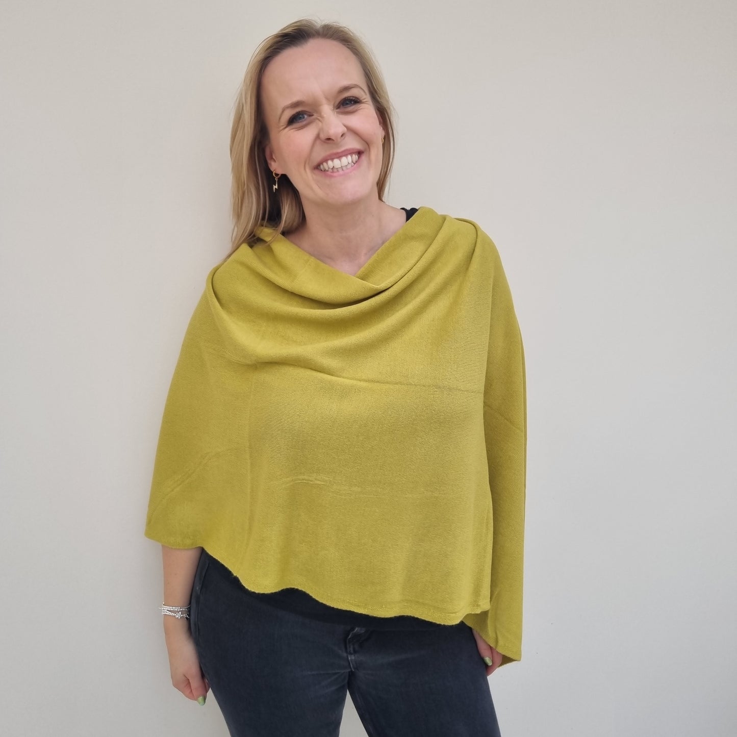 Winter warm knitted poncho