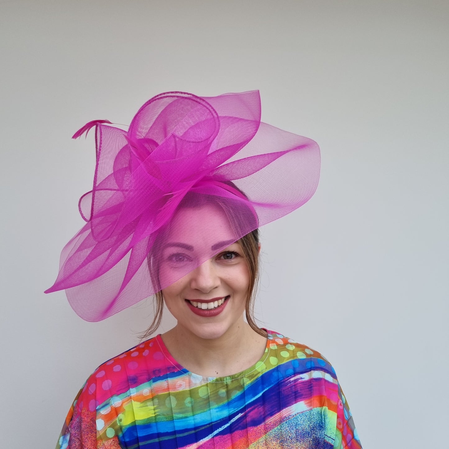 JBees JB24/13 Large Crin Hatinator in Pinks
