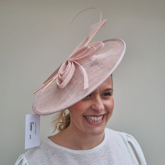 J Bees JB24/40 Disc Hatinator in Pinks