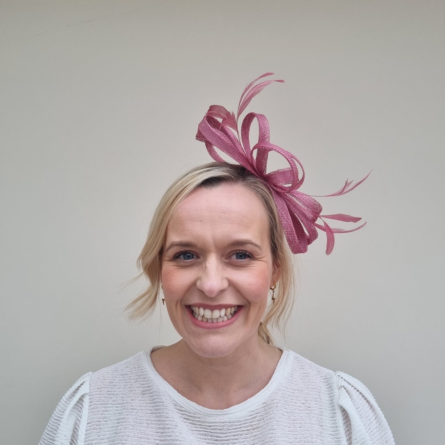 J Bees JB22/238 Fascinator On Headband In Pinks
