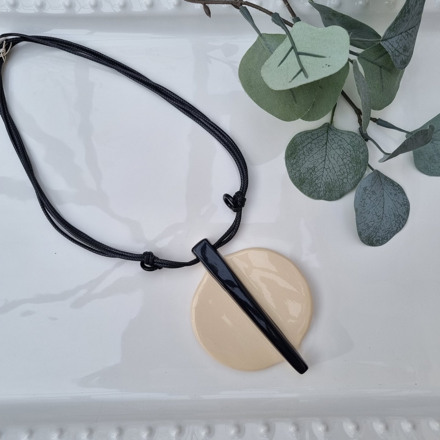 Dante Cream Disc Necklace