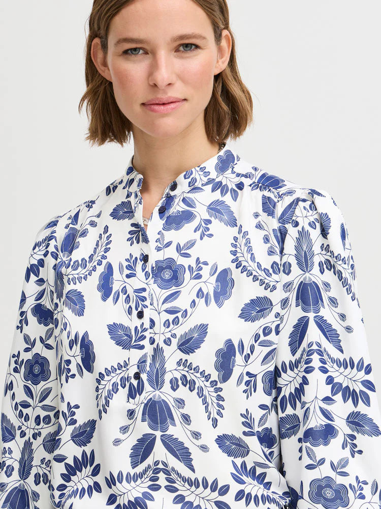 B Young BYISOLDA light woven blouse