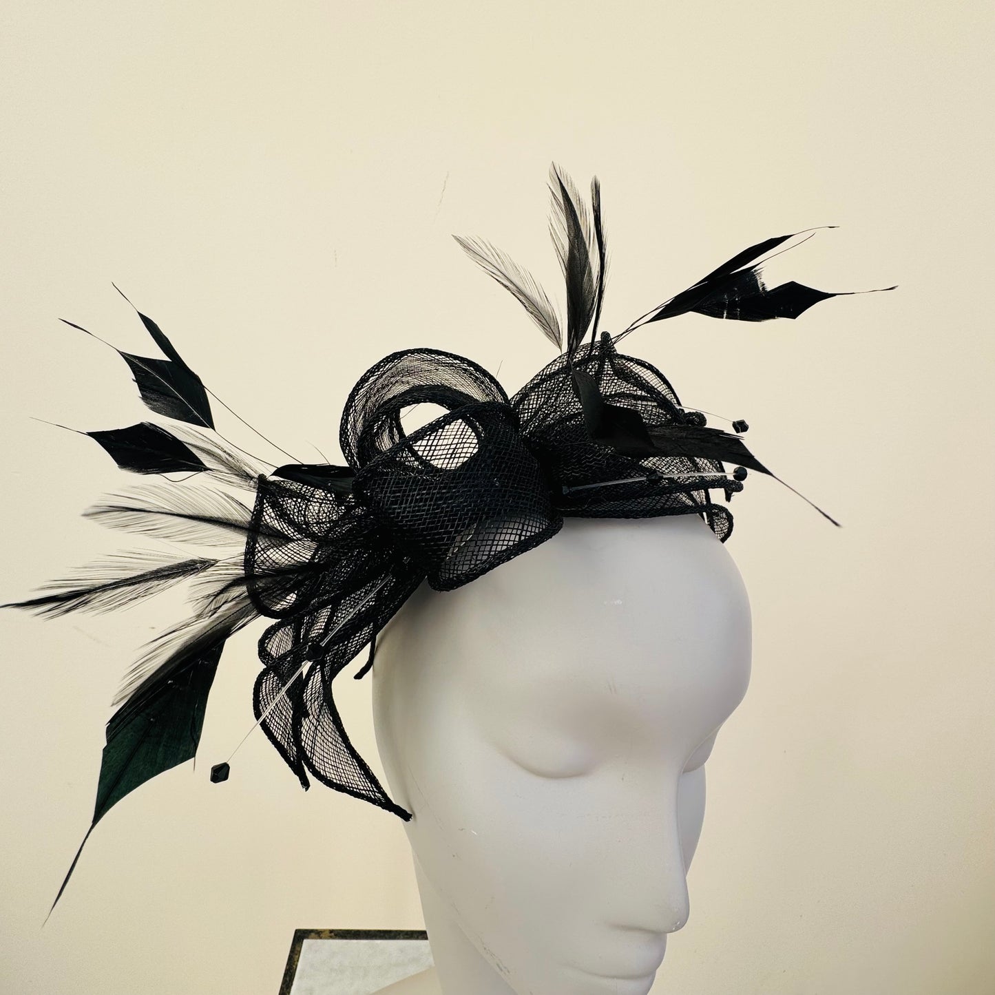 J Bees JB23/318 Fascinator in Black