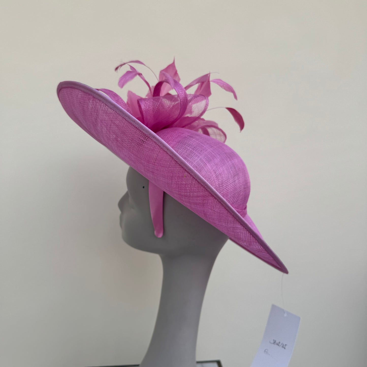 J Bees JB25/85 Blossom Pink Hatinator with Feather Flower Detail