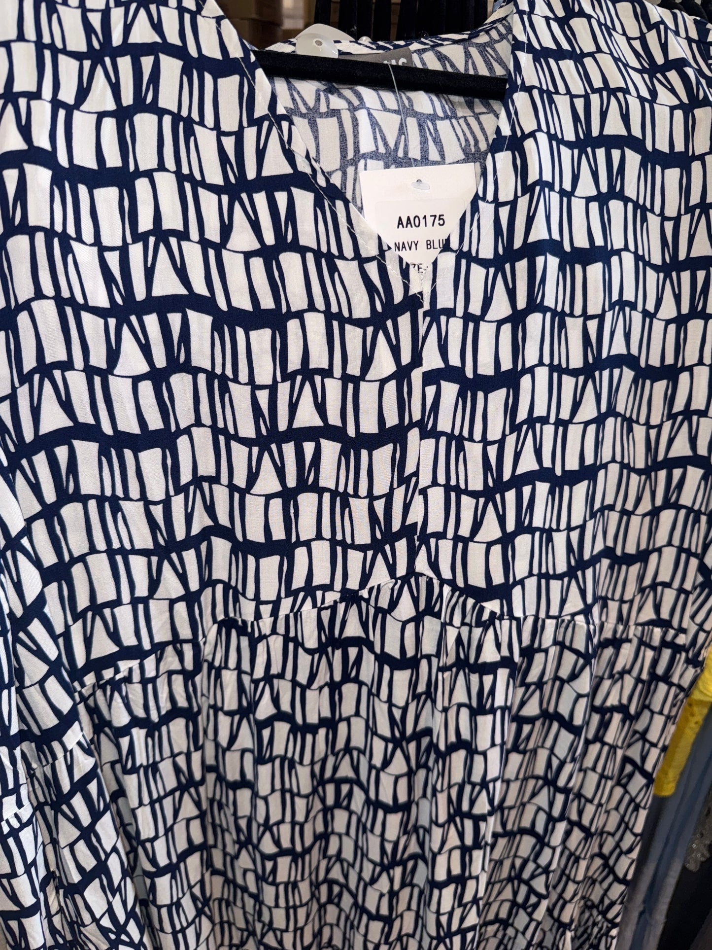 Dreams Tonal Wave Short Sleeve Dress