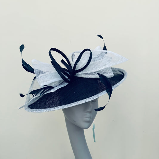 Max and Ellie FD7 Navy Blue Hatinators