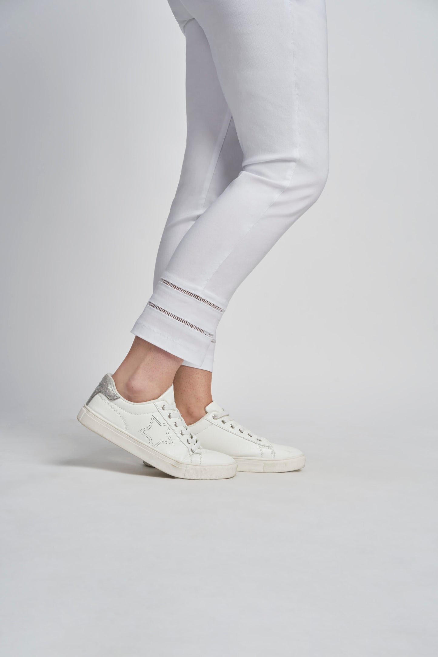 Pinns 632CT Regular Bengline Ankle grazer Hem detail
