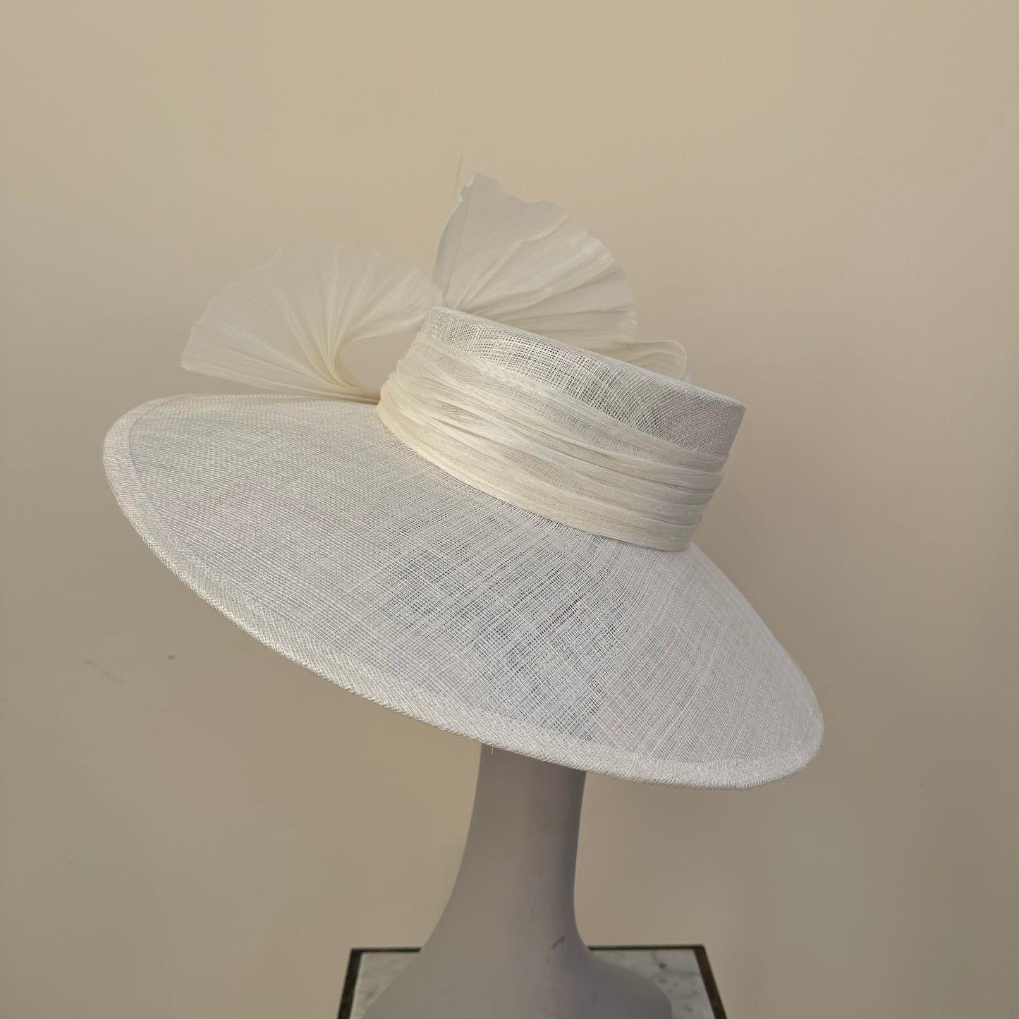 Max and Ellie BH4 Ivory Boater Hat with Flower
