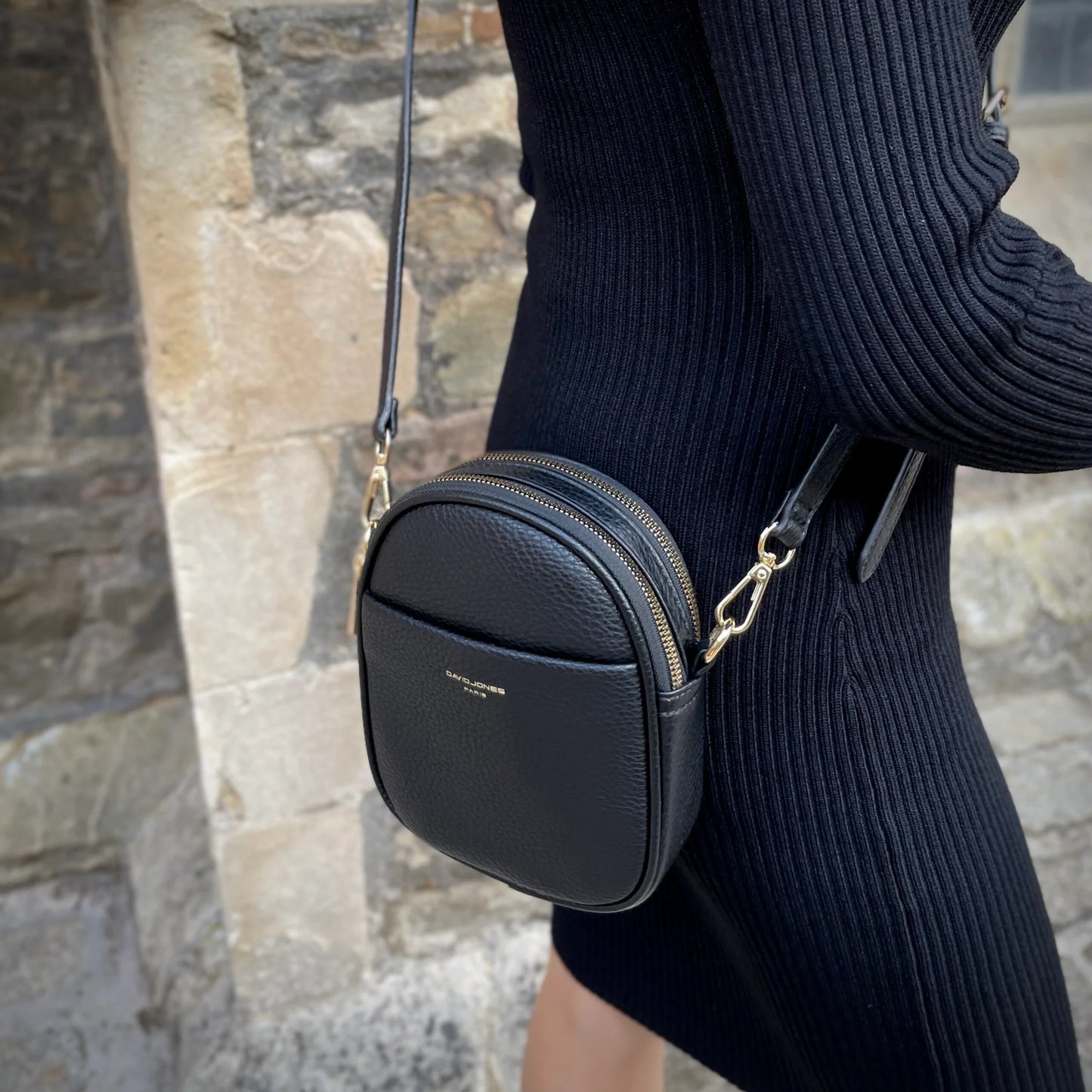 David Jones NV7000-1 Crossbody Bag