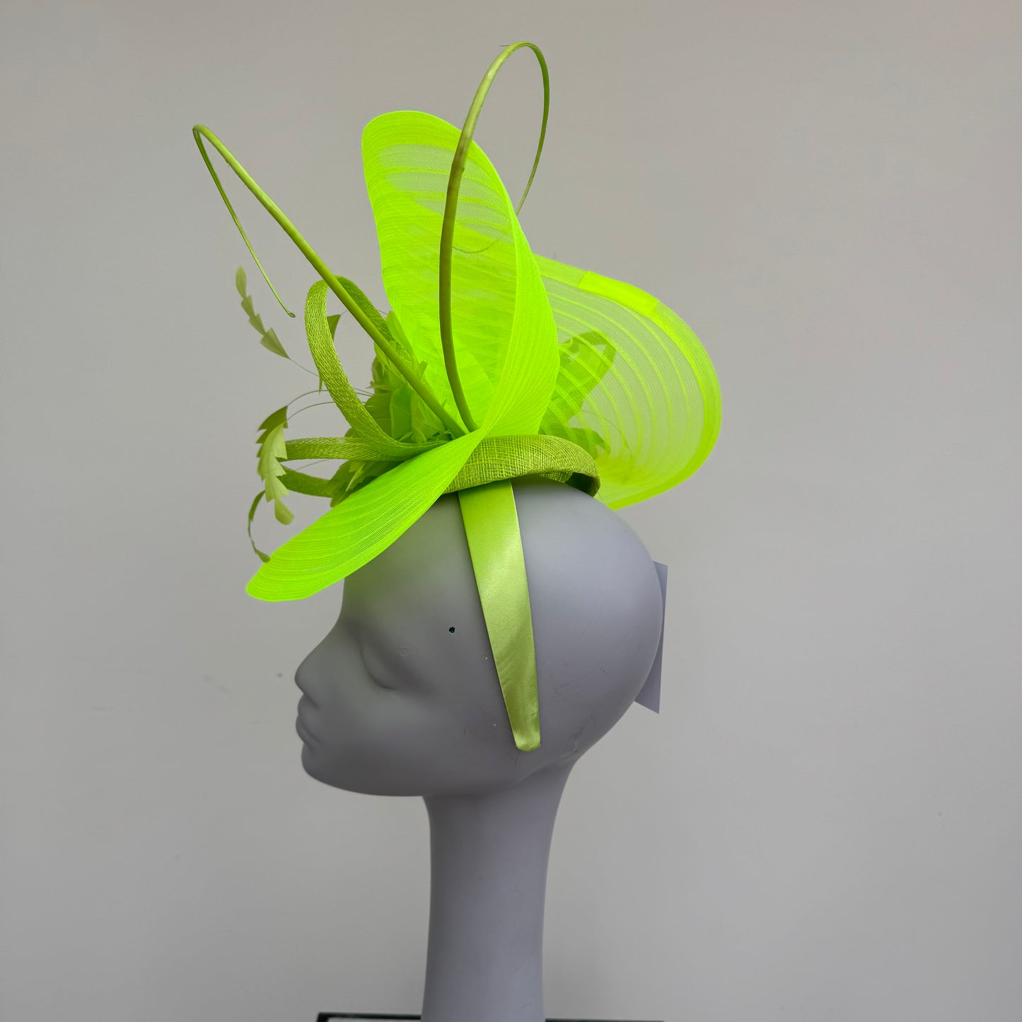 J Bees JB20/212 Neon Lime Green Large Net Hatinator