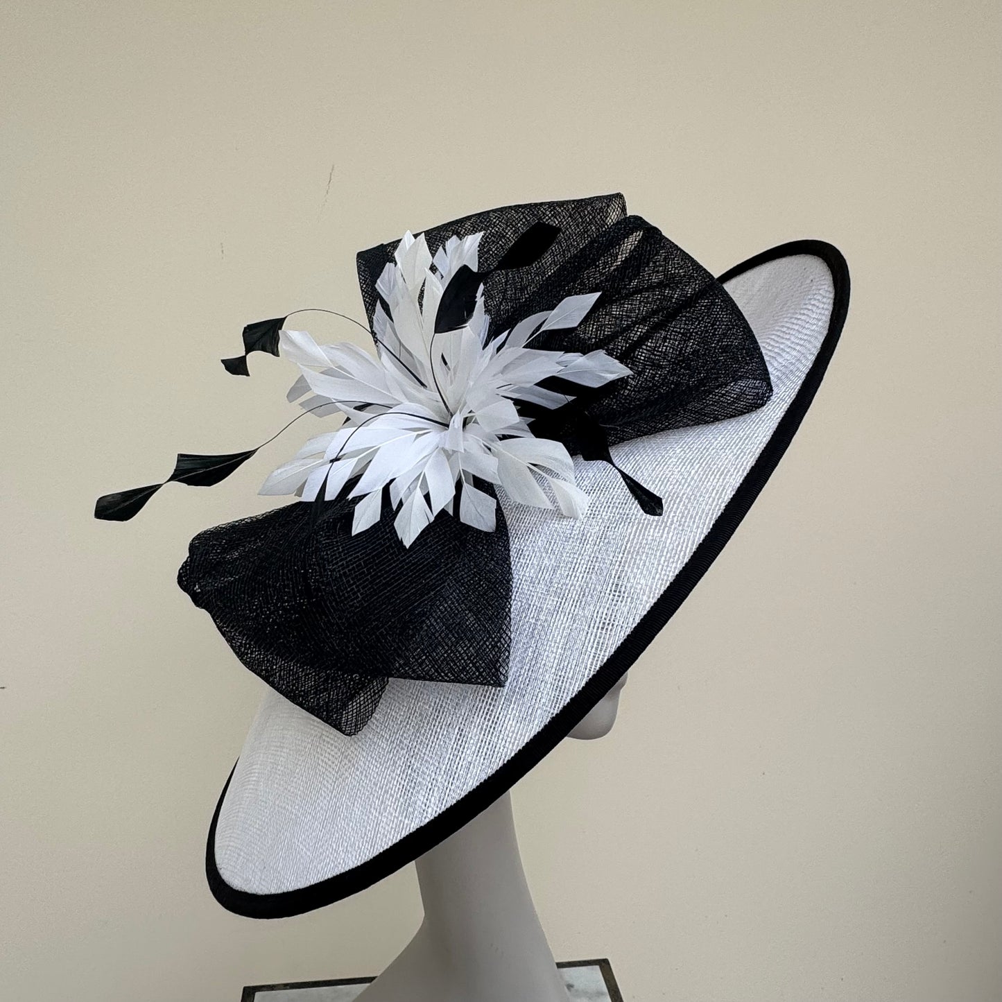 Failsworth 103 Black/White Hatinator