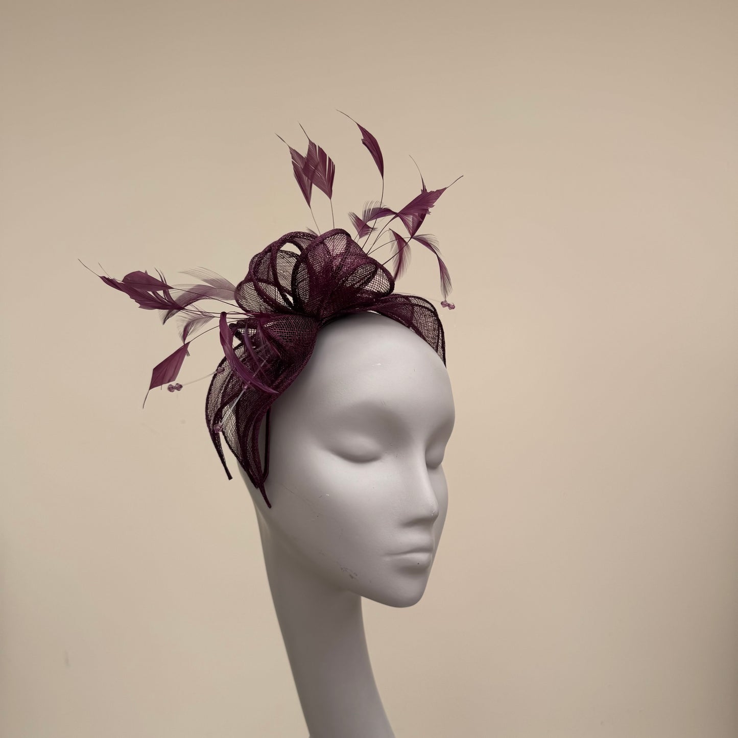 J Bees JB23/318 Fascinator in Reds
