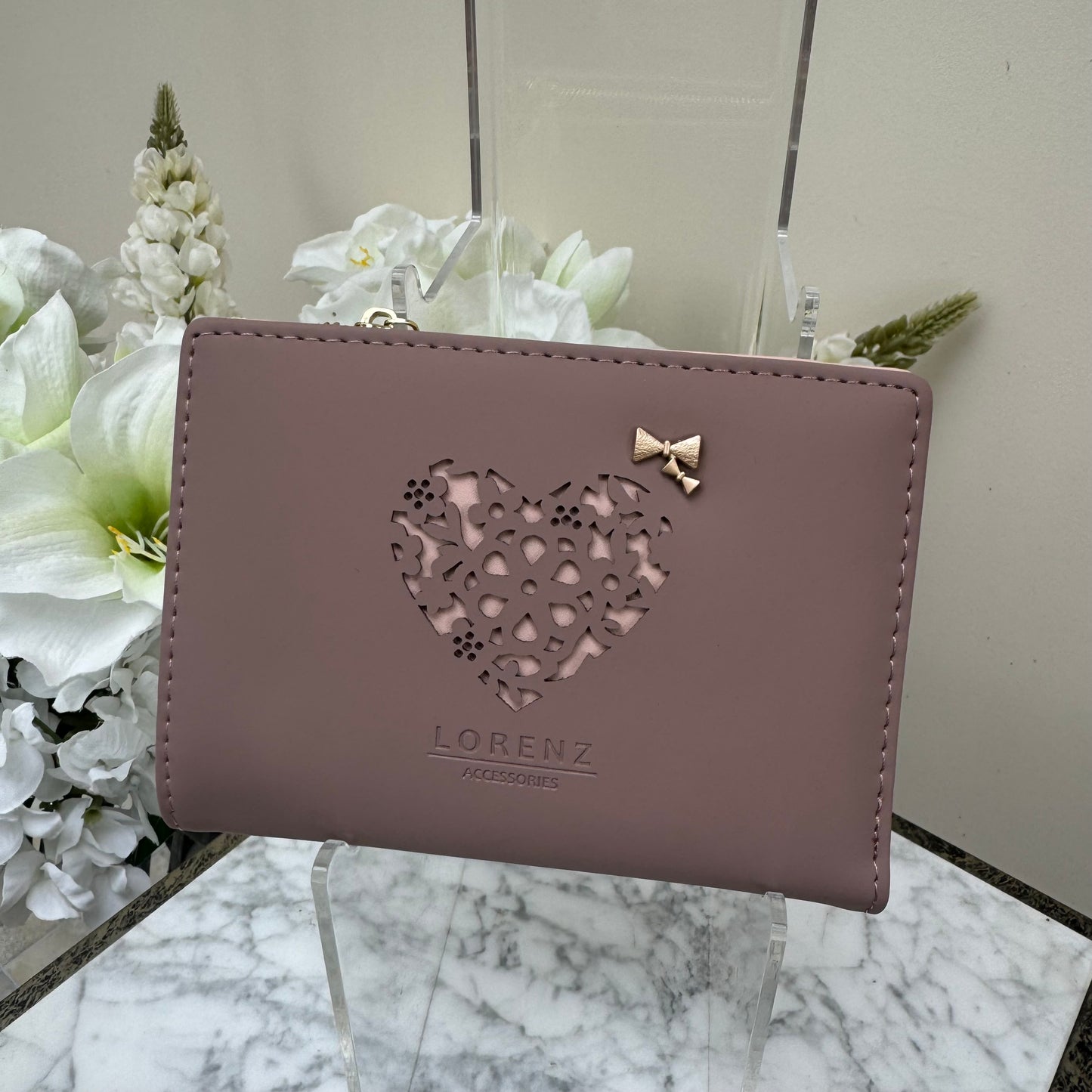 GHS 7234 Laser Cut Heart Front Purse