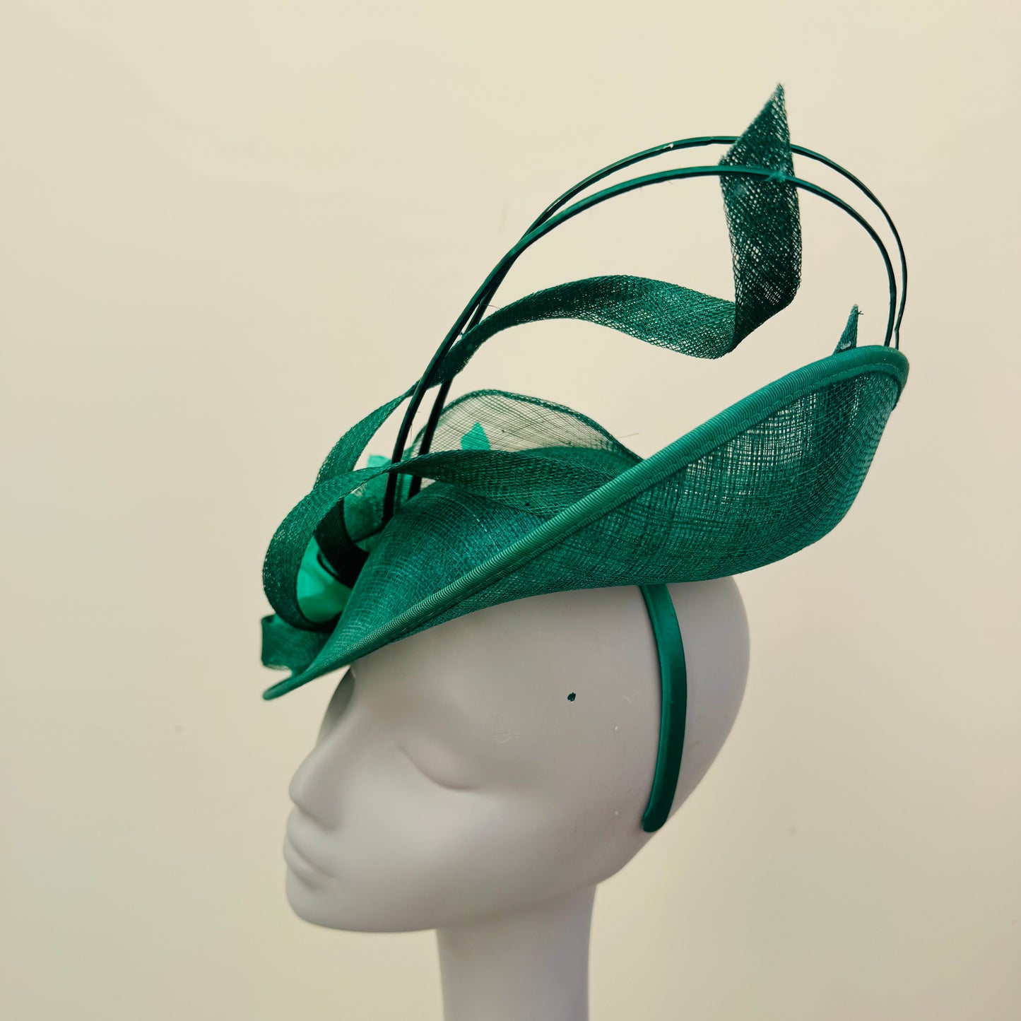 J Bees JB20/155 Emerald Green Rose Twist Hatinator