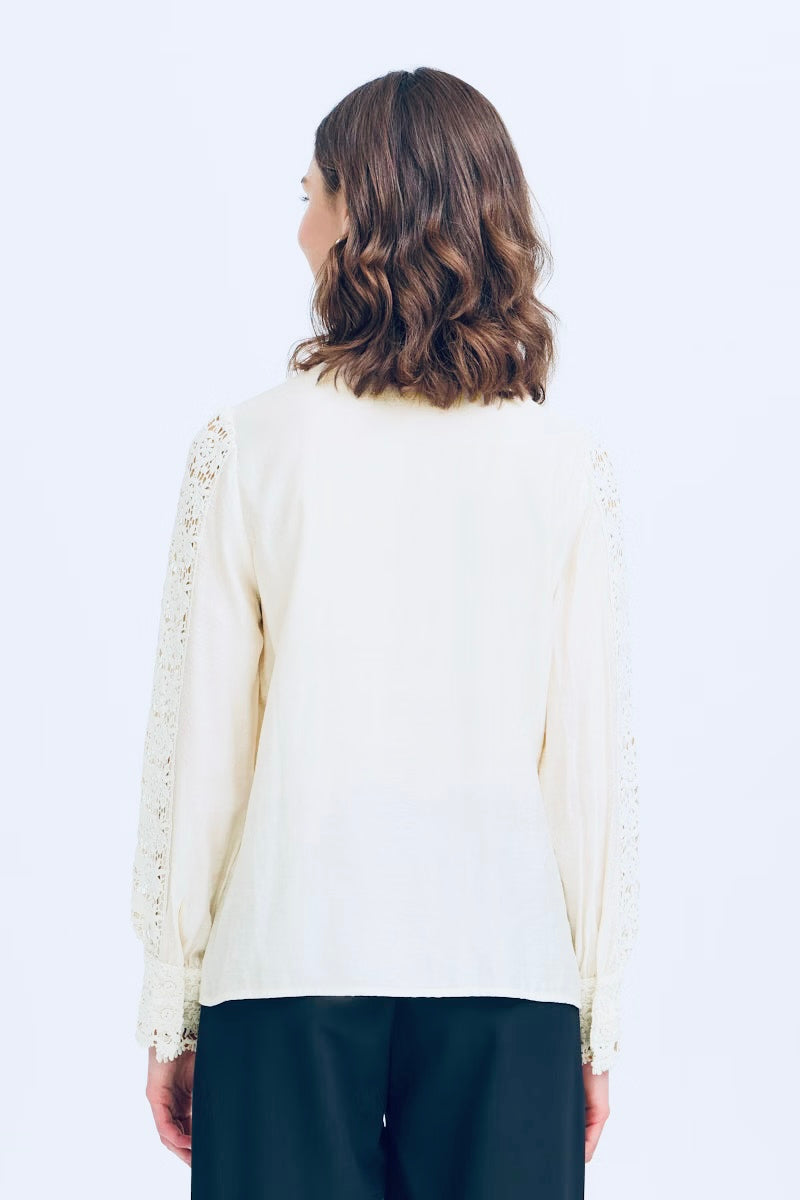 Fransa FrBlondie BL 4 Blouse with Lace Sleeve
