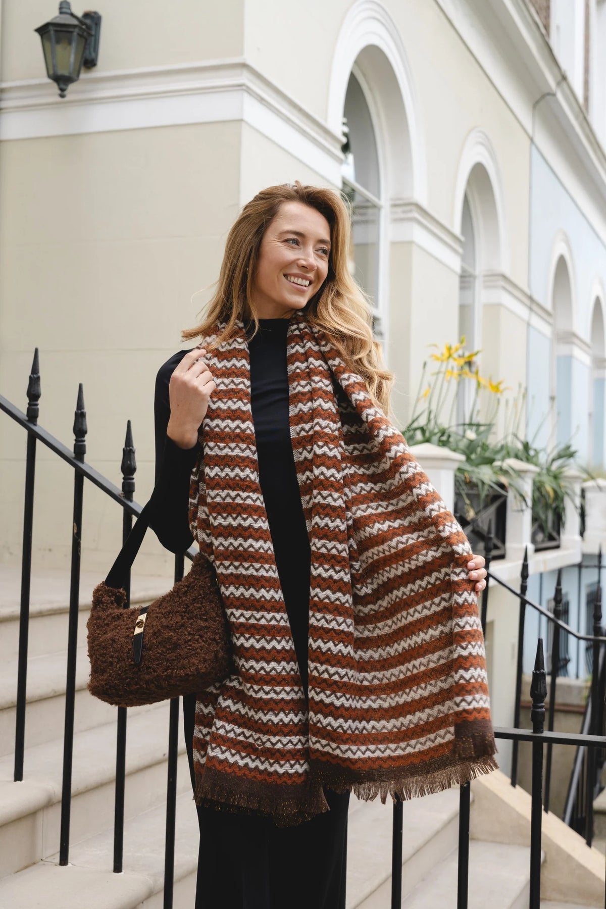 Park Lane BAG95 Chocolate Furry Scoop Bag
