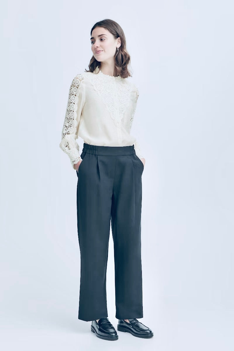 Fransa FrBlondie BL 4 Blouse with Lace Sleeve