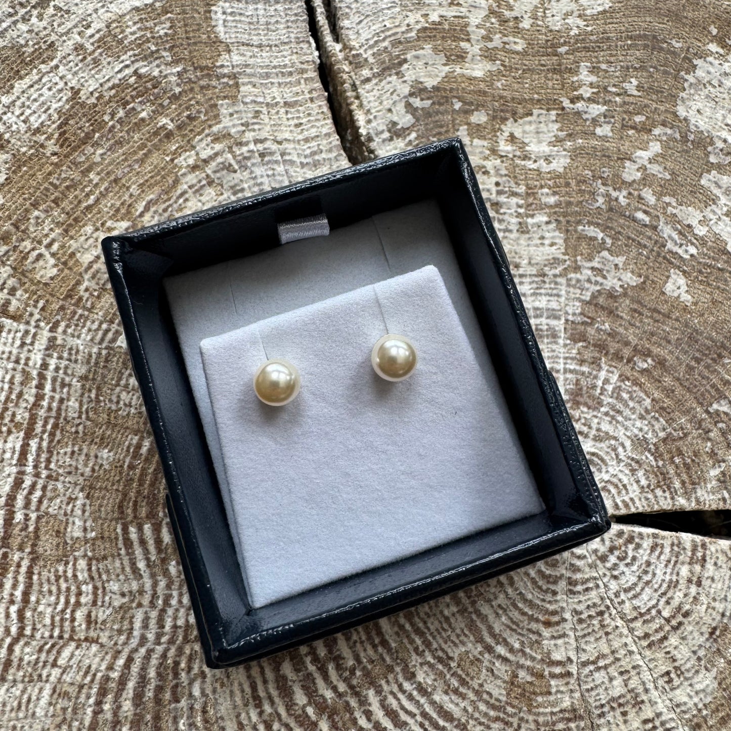 Byzantium 6mm Pearl Studs