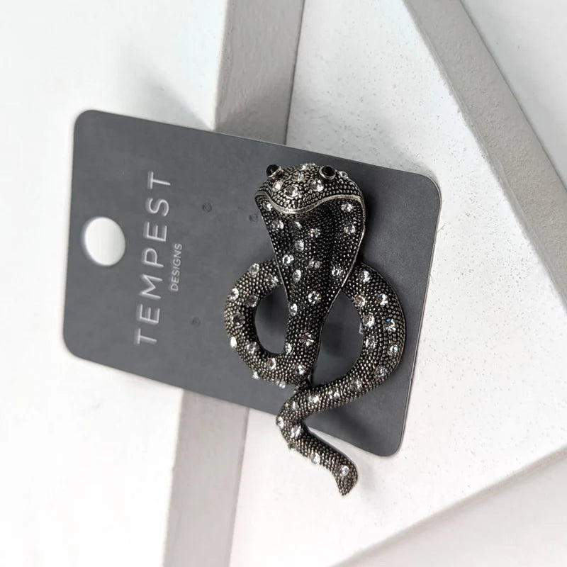 Tempest DH031B Cobra Brooch