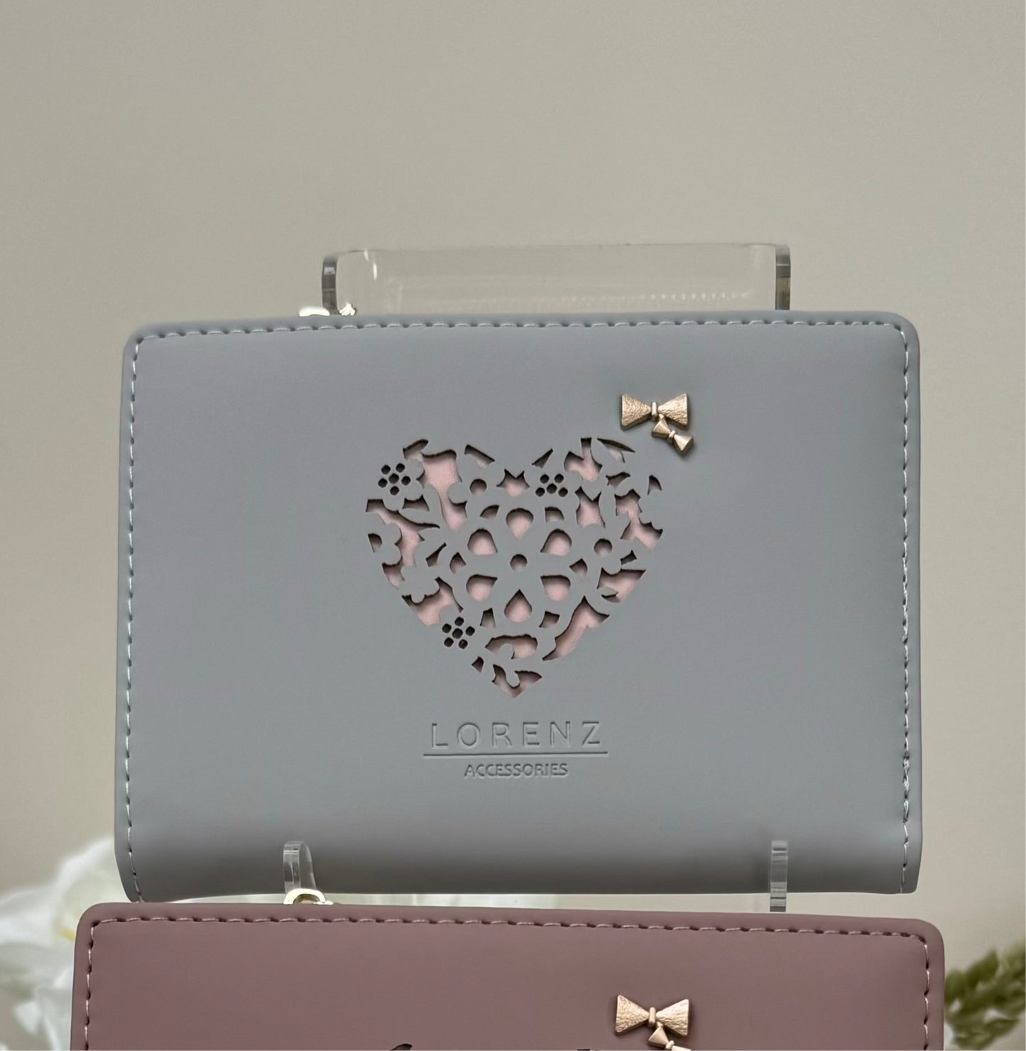 GHS 7234 Laser Cut Heart Front Purse