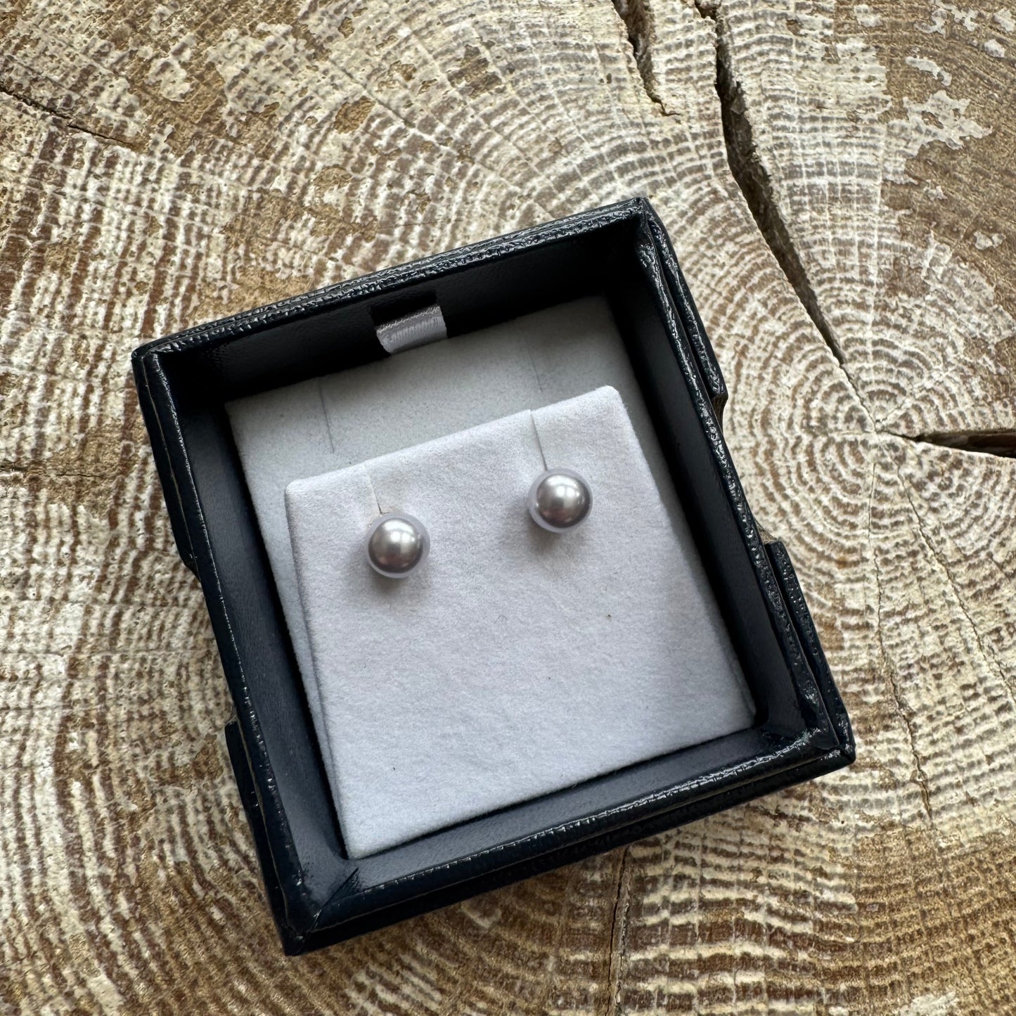 Byzantium 6mm Pearl Studs