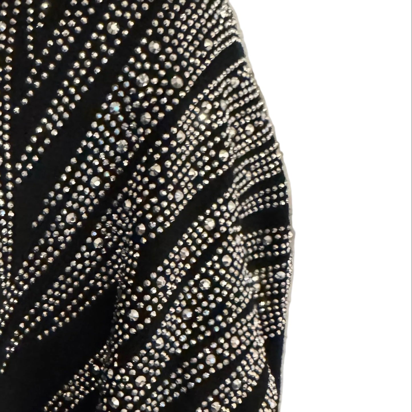 Paramour PK8019 Diamante V Neck Jumper