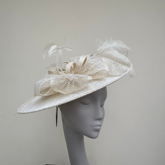 Failsworth 9919 White and Gold Lurex disc on headband
