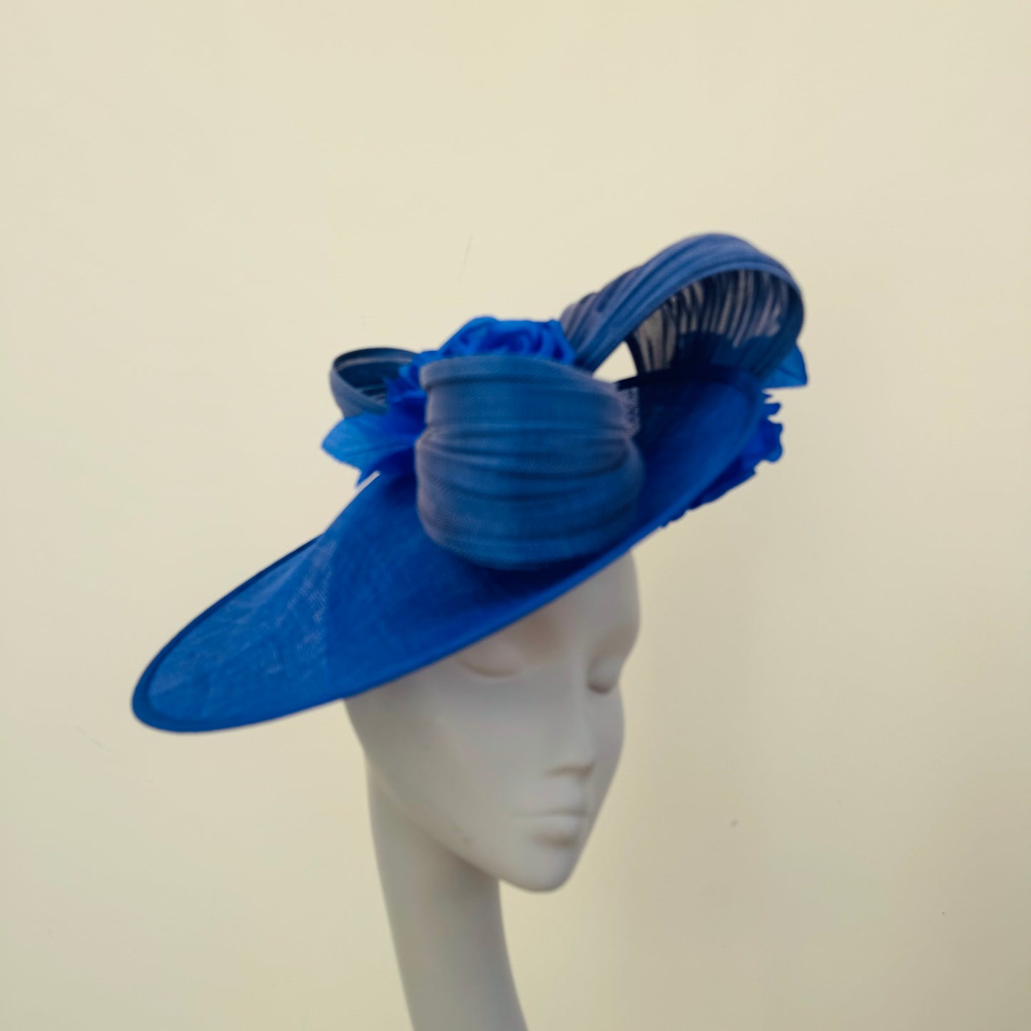 J Bees JB25/59 Cobalt Blue Disc Hatinator with Ribbon and Rose Detail