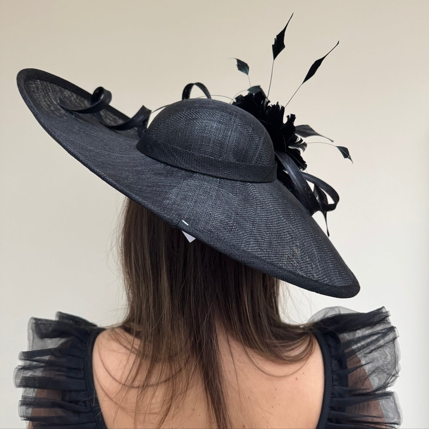 J Bees JB26/1020 Black Feather and Ribbon Hatinator