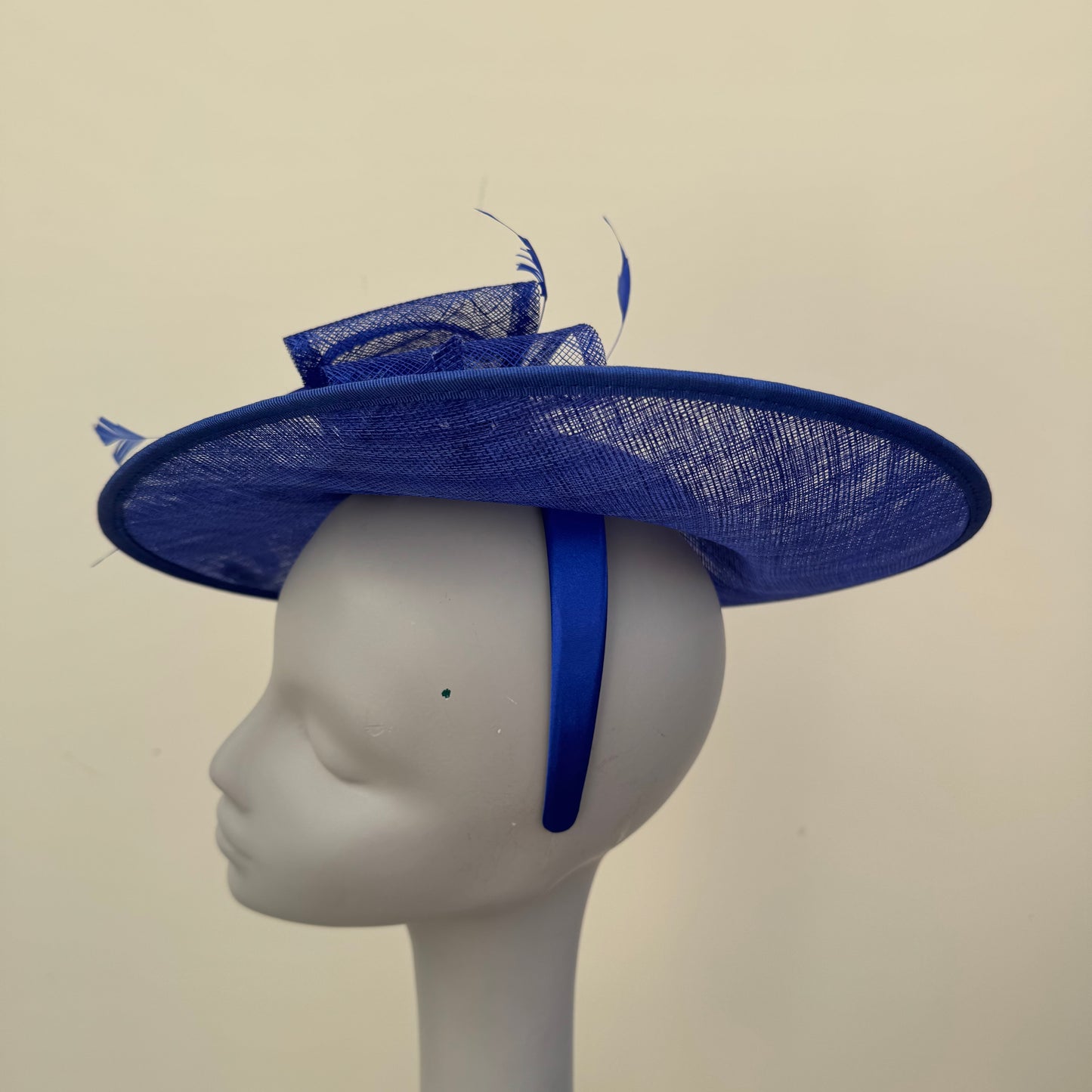 J Bees JB25/83 Cobalt Royal Blue Circular Bow Hatinator Disc