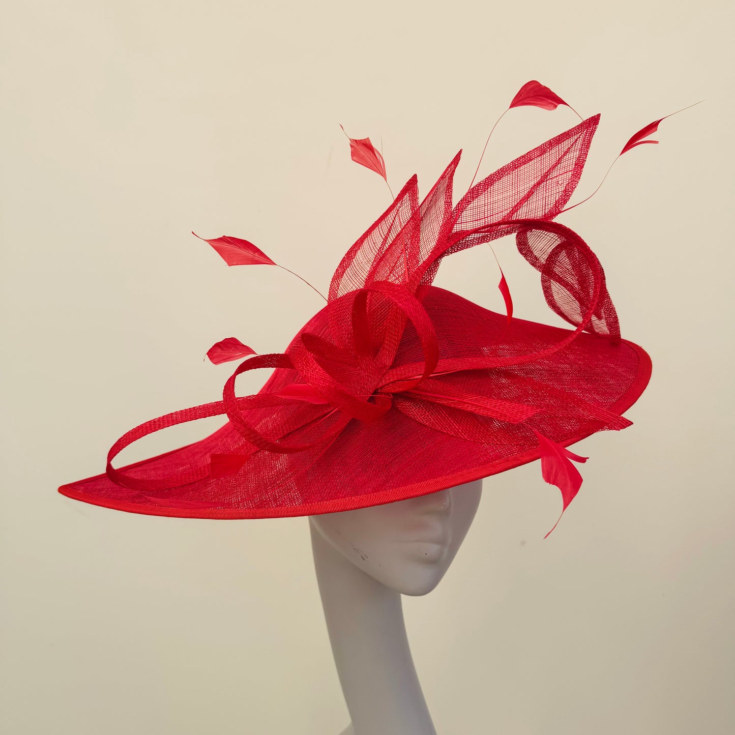 J Bees JB25/79 Poppy Red Tear Drop Large Hatinator