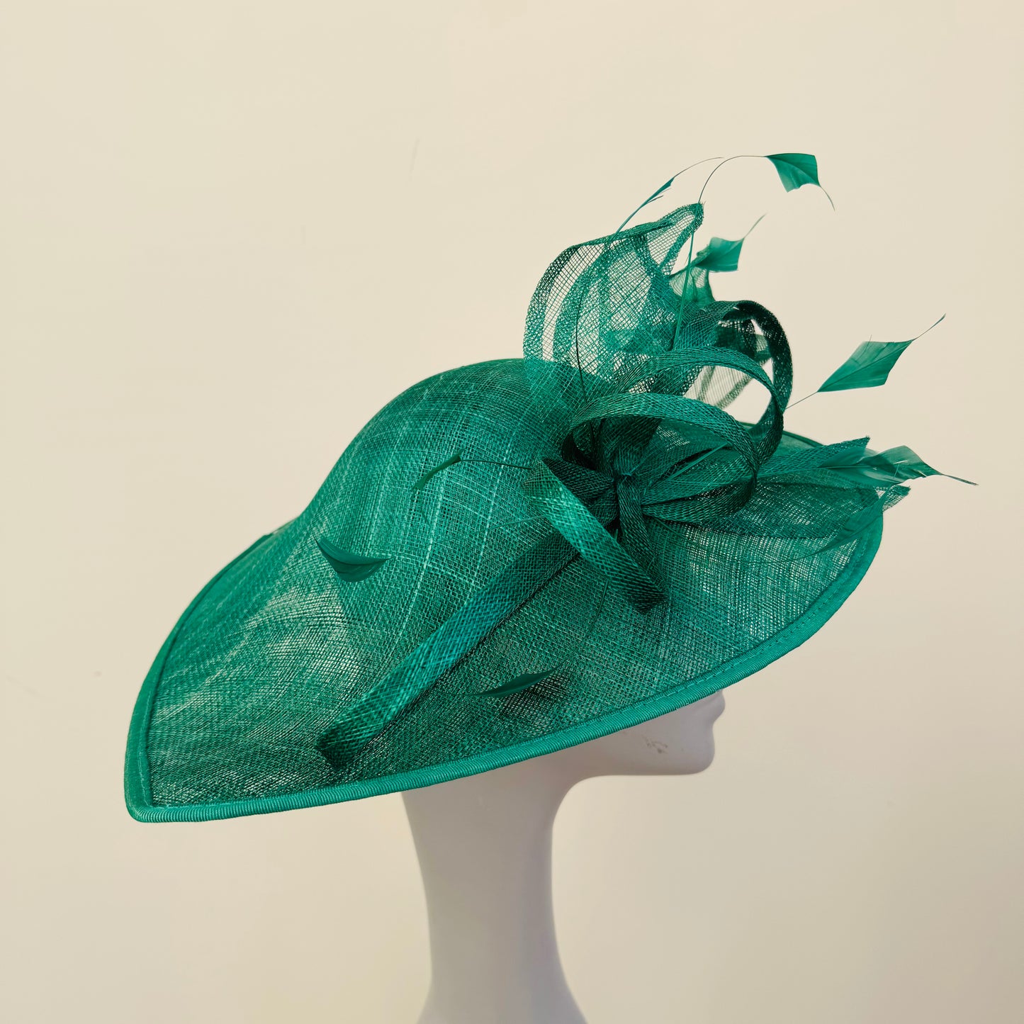 J Bees JB25/79 Emerald Green Tear Drop Large Hatinator
