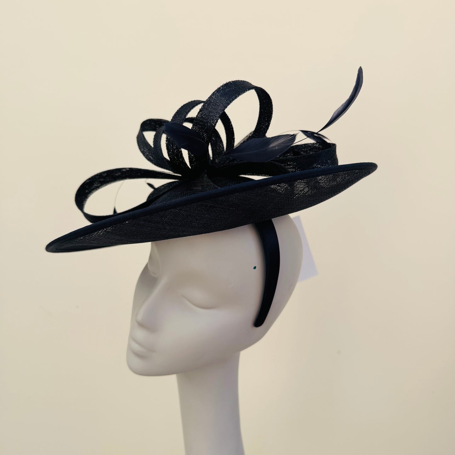 J Bees JB25/62 Navy Blue Circle Disc Hatinator