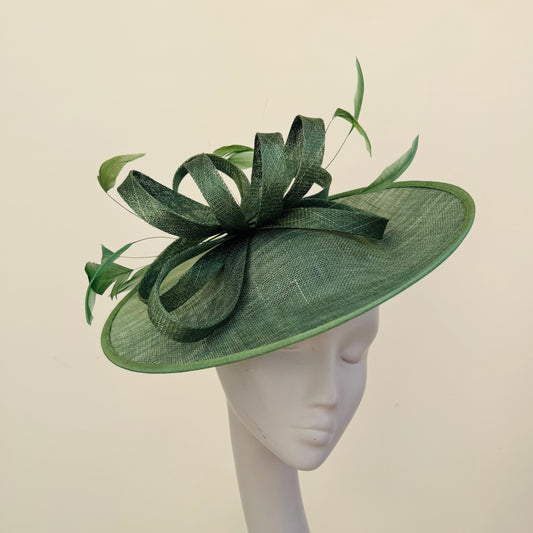J Bees JB25/62 Sage Green Circle Disc Hatinator