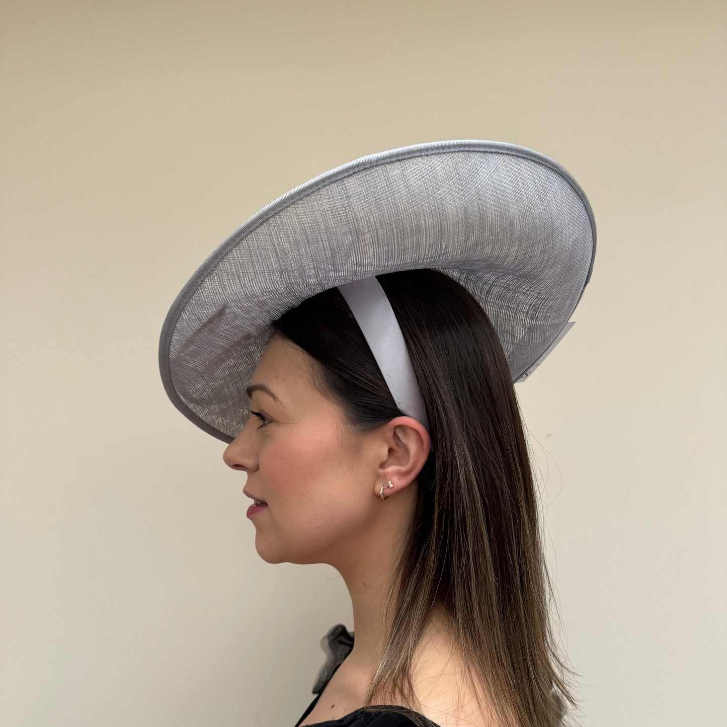 J Bees JB18/100 Steel Grey Hatinator