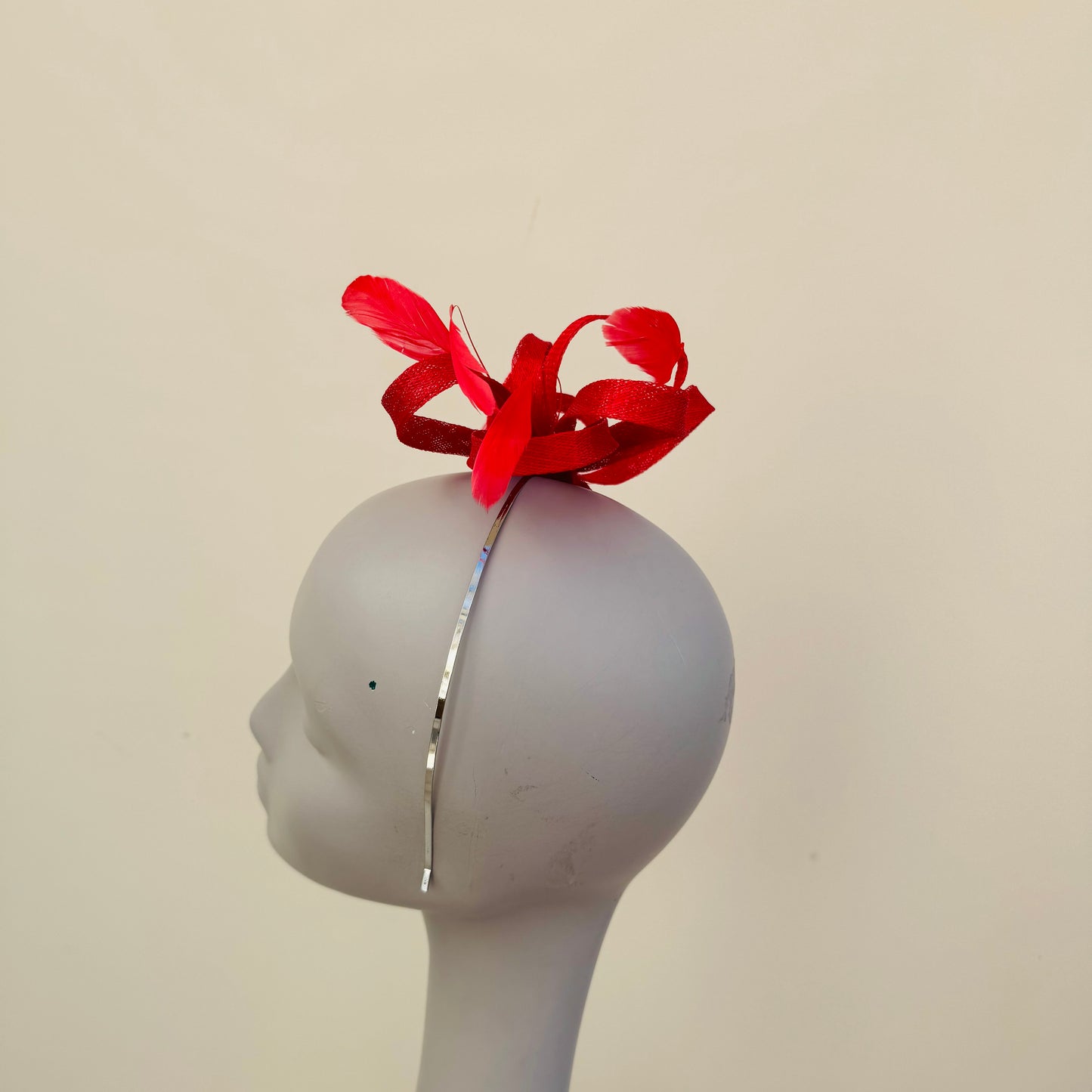 J Bees JB22/238 Fascinator on Headband In Reds
