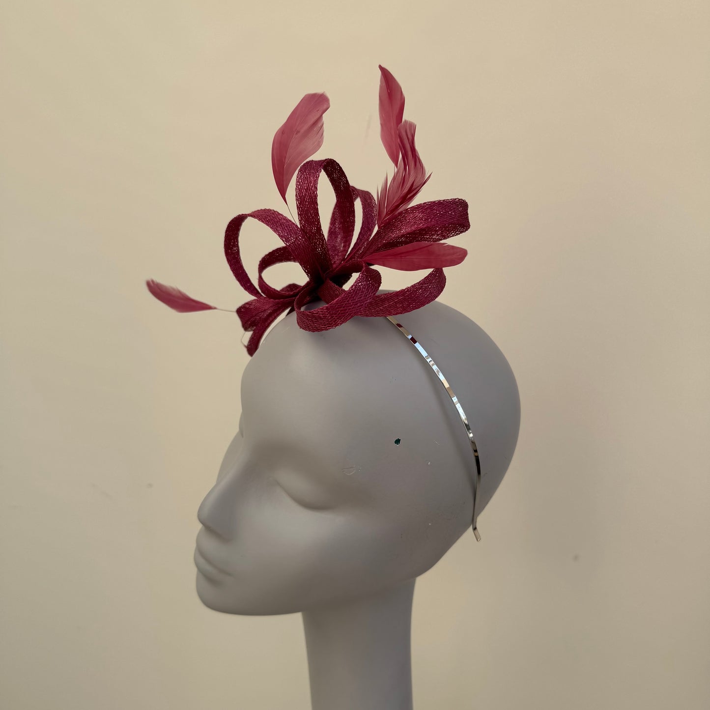 J Bees JB22/238 Fascinator on Headband In Reds