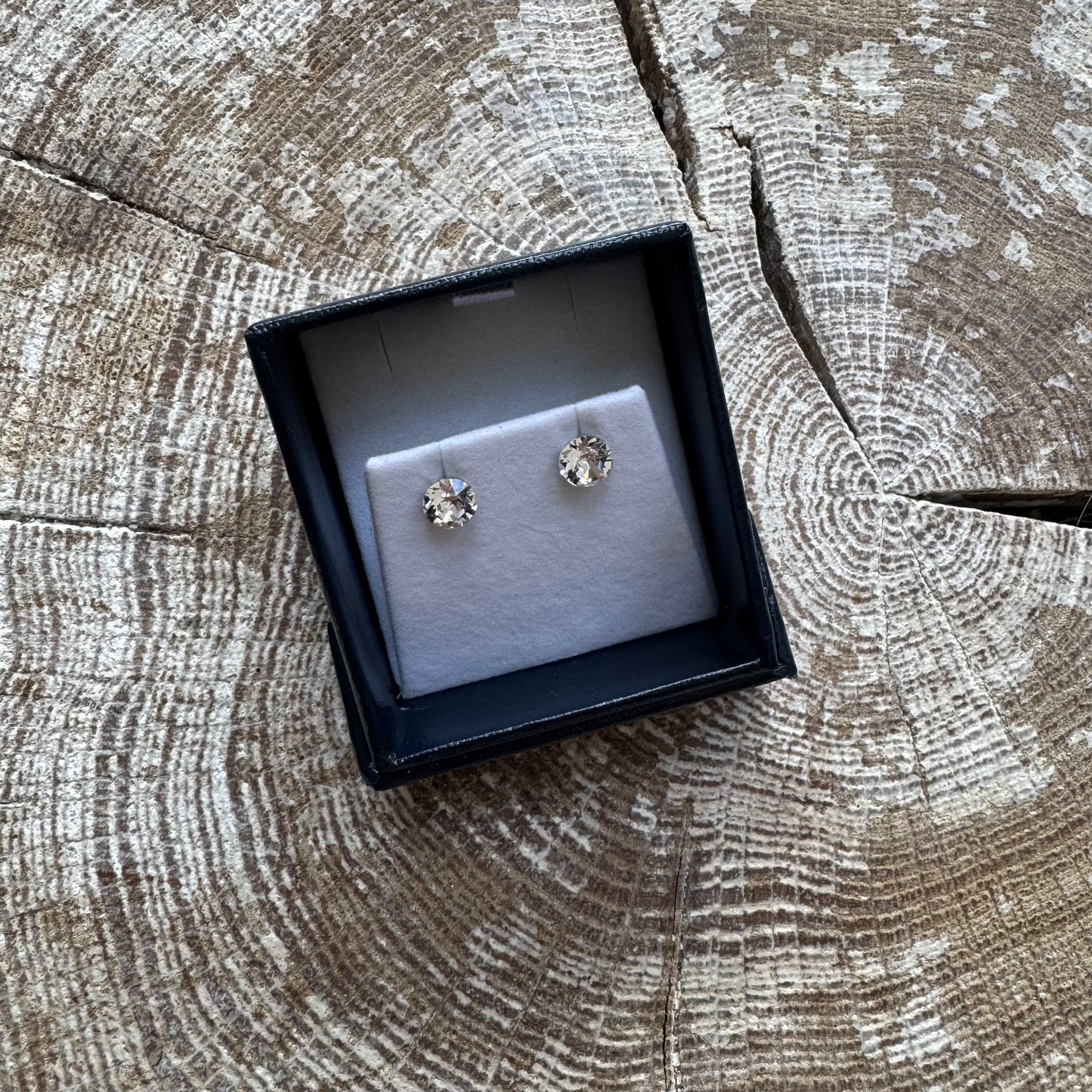 Byzantium 6mm Stud Earrings 660 Crystal