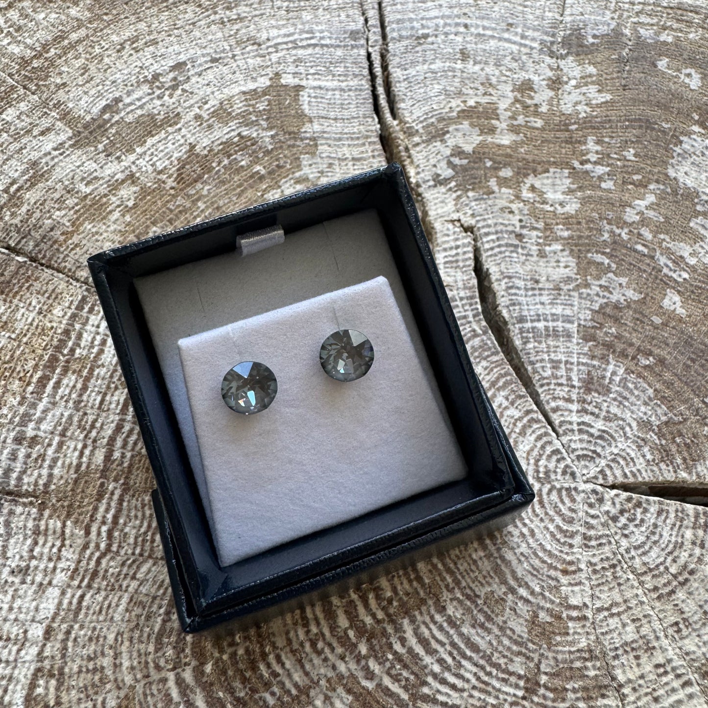 Byzantium Collection Crystal Diamond-shape Stud Earrings 7118