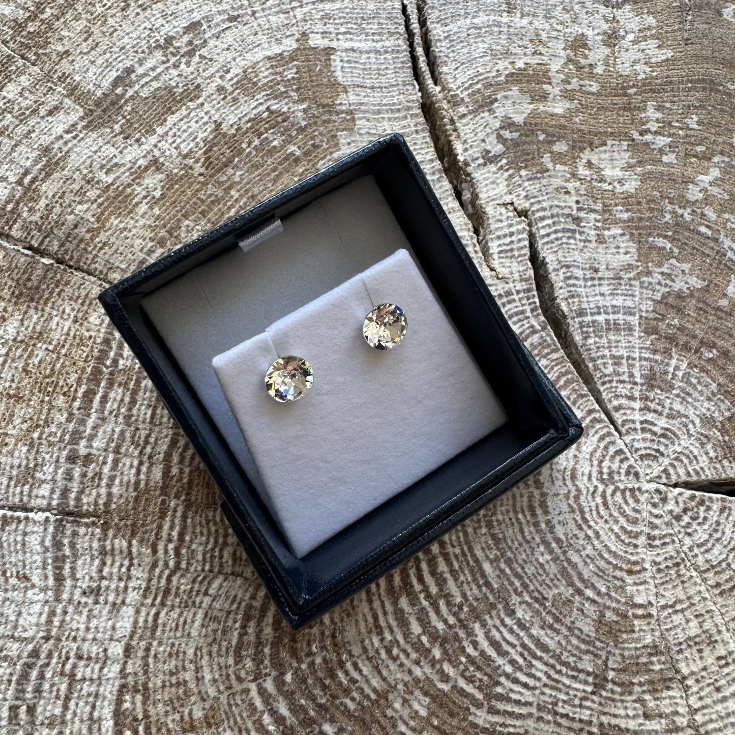 Byzantium Collection Crystal Diamond-shape Stud Earrings 7200 Crystal