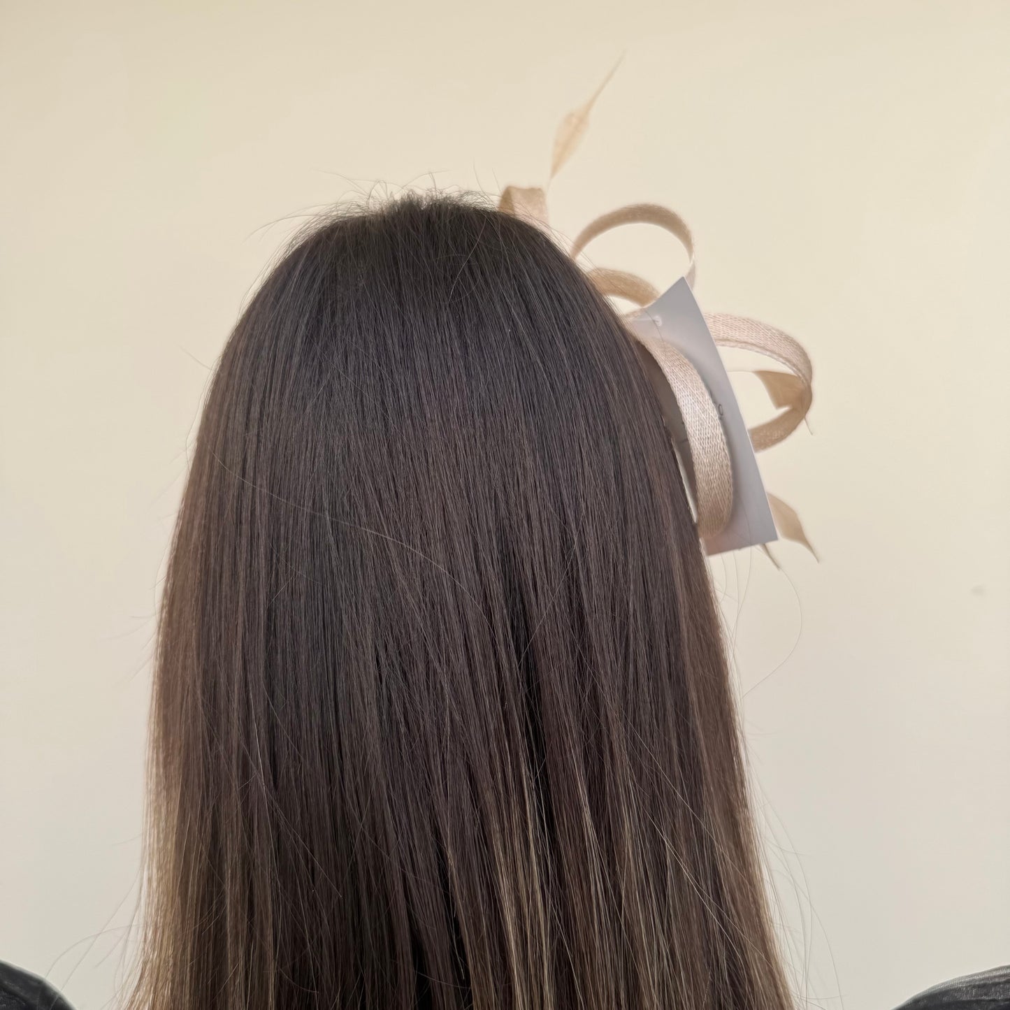 J Bees JB26/150 Beige Fascinator