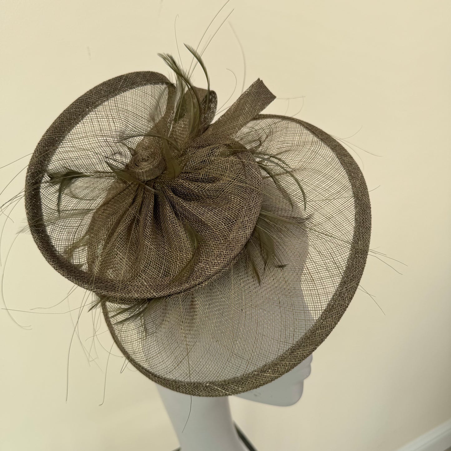 Max and Ellie BD1 Green & Blue Large Fascinators