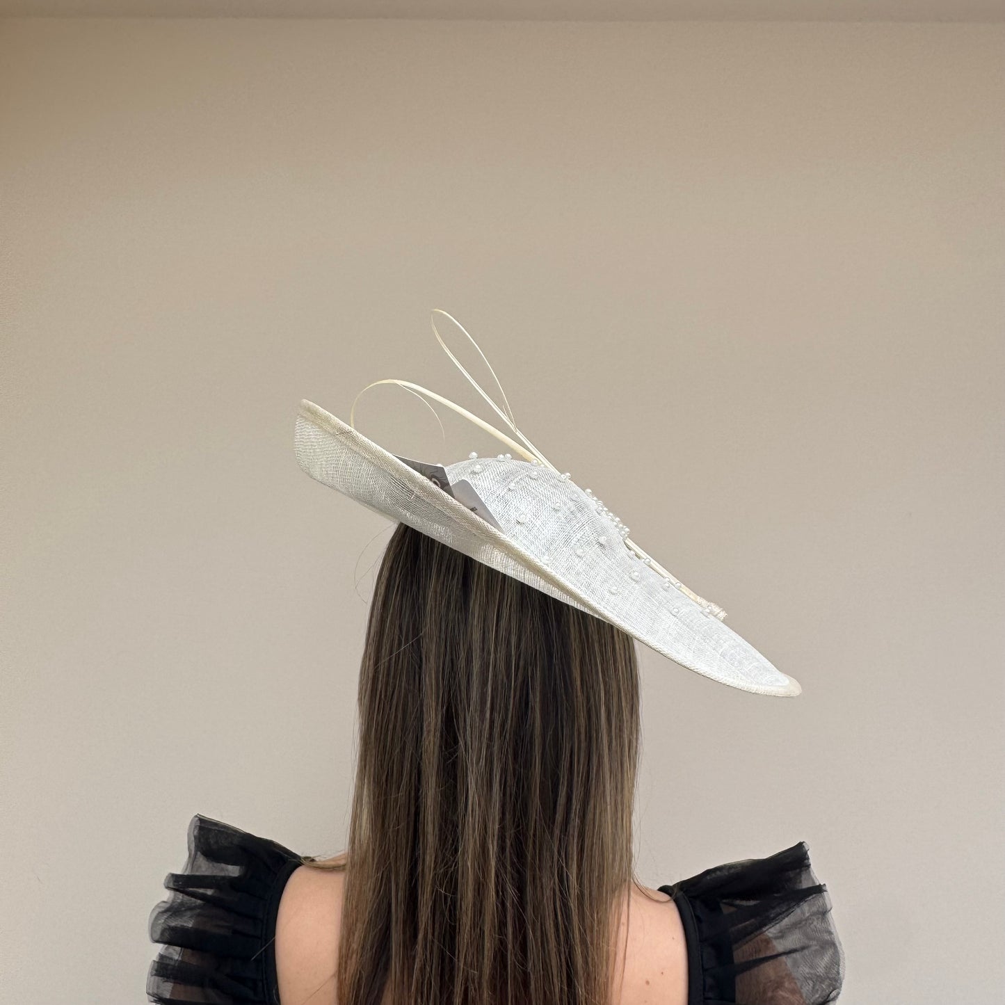 J Bees JB26/133 Ivory Hatinator with Pearls