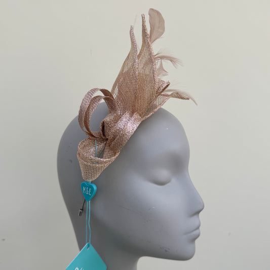 Max and Ellie BF3 Fascinator in Rose Gold